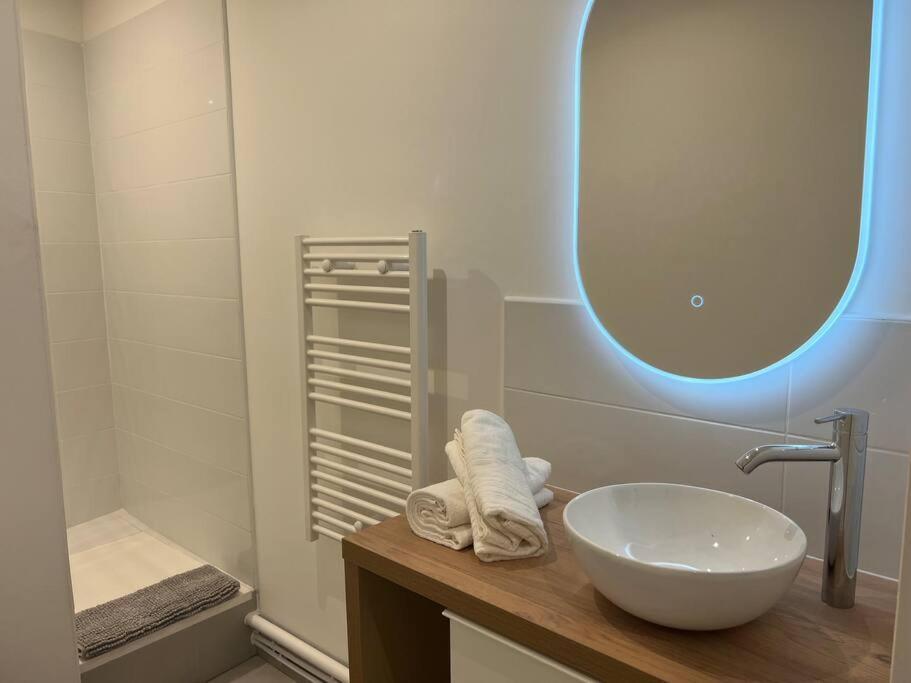 Montpellier Centre - La Fenetre De L'Ecusson Appartement Buitenkant foto